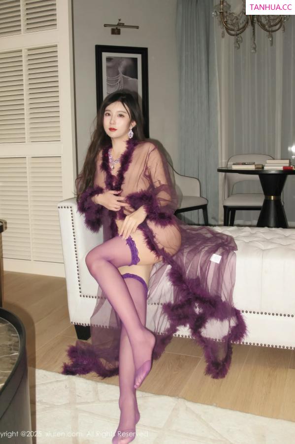   [XiuRen]高清写真图 2025.11.28 No.11047 小肉肉咪 魅惑黑丝第48张图片